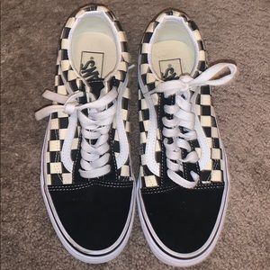 Checkered Vans💕